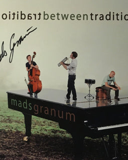 Mads Granum – Between Traditions  (2009)     CD