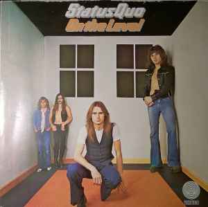 Status Quo ‎– On The Level